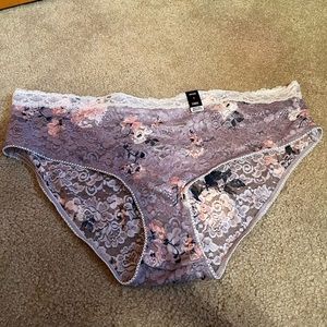 Torrid floral strappy panty